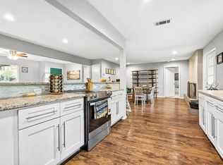 5820 N Hills Dr, North Richland Hills, TX 76117