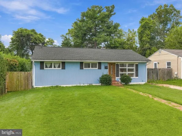 1933 Lewis Ave, Rockville, MD 20851