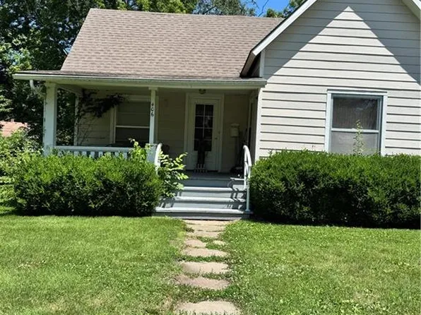 406 S 2nd St, Odessa, MO 64076