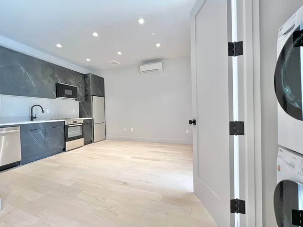 193 Greenpoint Avenue image 1 of 10