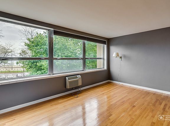 5th image of 5530 S South Shore Dr Unit 3A