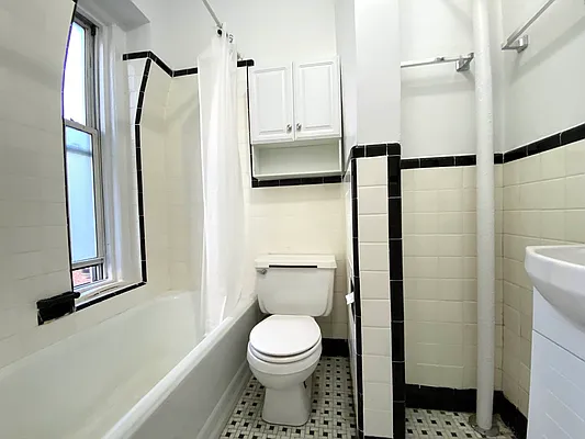 Rented by Yorgan Group, LLC | media 21