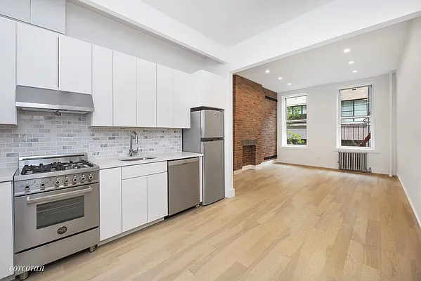 Rented by Corcoran | media 21