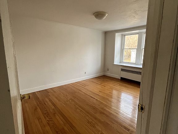 5th image of 3 Main St Floor 2