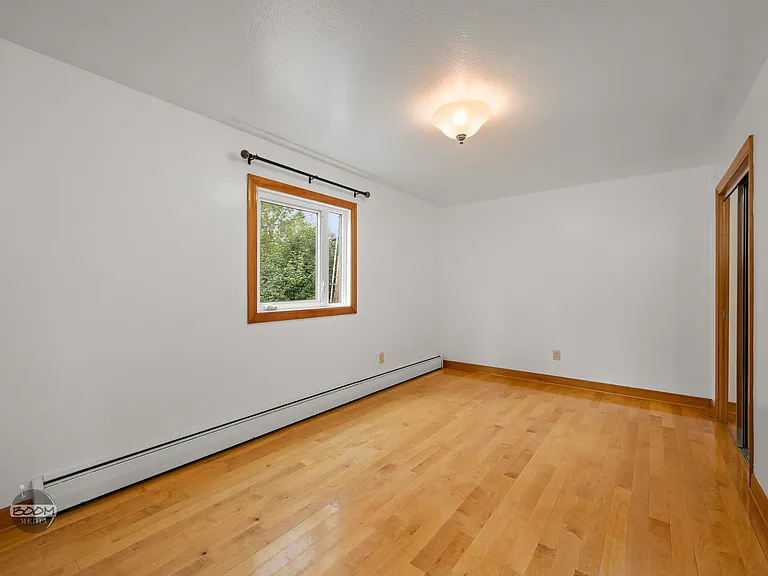 2326 Cordova St #8 — Photo 18