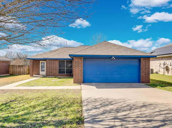 203 Shawnee Trl, Alvarado, TX 76009