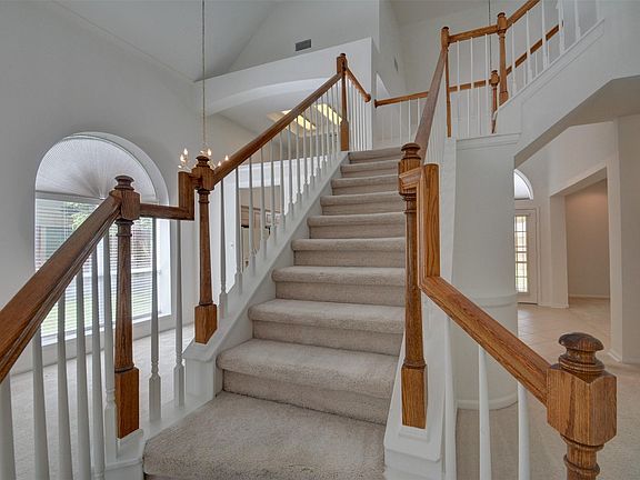 4th image of 16111 Pipers Landing Ct