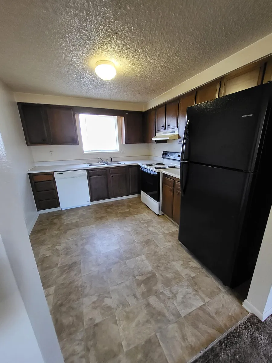 Building Photo - 2935 Glendale Dr #5