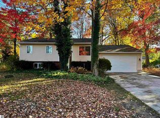 764 George St, Traverse City, MI 49686