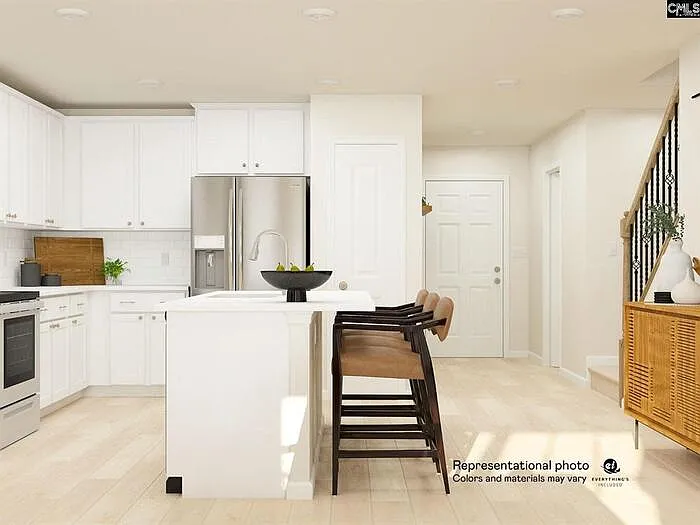 300 Pine Point Rd #D — Photo 8