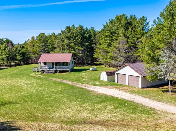 33490 Tapiola Rd, Pelkie, MI 49958