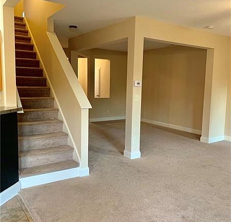 4th image of 91 Northfield Cir