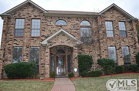2nd image of 2512 Hawk Dr