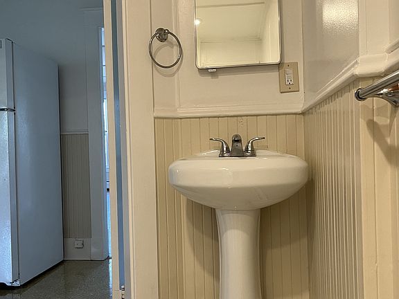 5th image of 24 Ticonic St #3