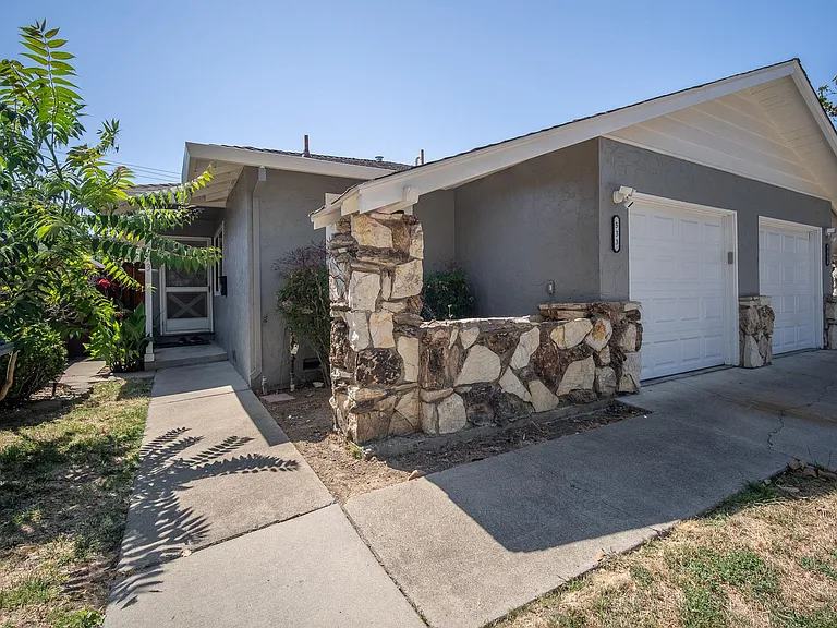 533 Westlake Dr — Photo 25