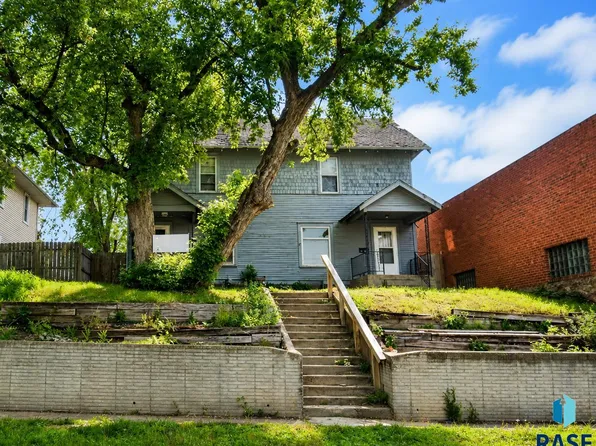 228 N Fairfax Ave, Sioux Falls, SD 57103