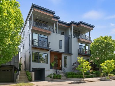 2654 NW Thurman St #B, Portland, OR, 97210