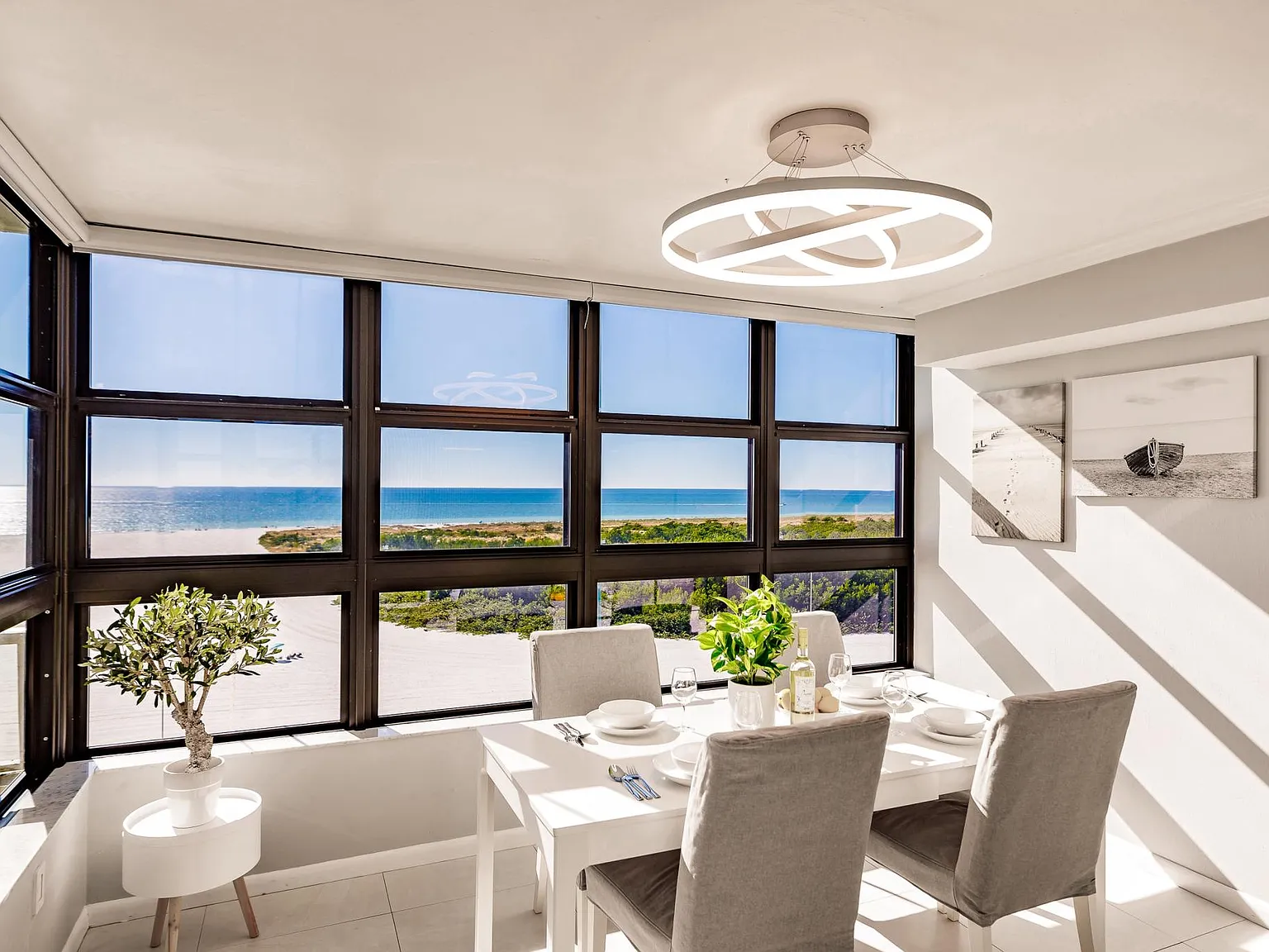320 Seaview Ct — Photo 4