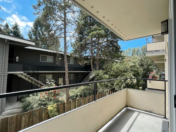 4001 NE 50th St APT N