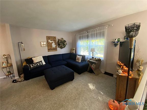 2nd image of 6414 Wedgewood Dr