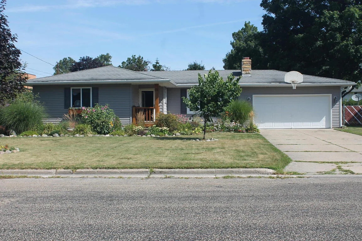 407 E William St photo 1