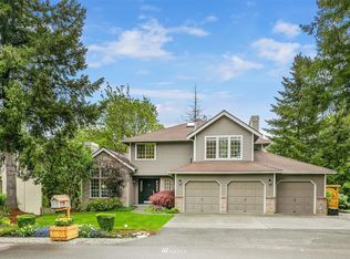 25318 217th Pl SE, Maple Valley, WA 98038