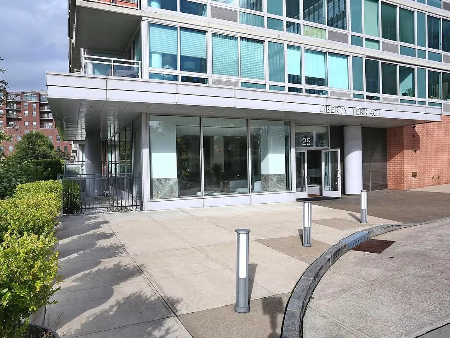 Liberty Terrace — Photo 3