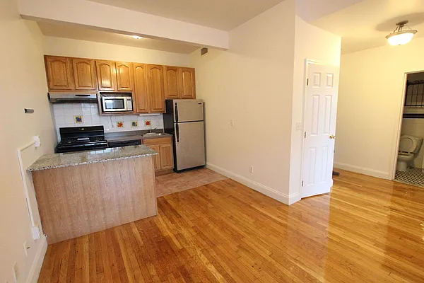 Rented by Bedford 6 Real Estate | media 11