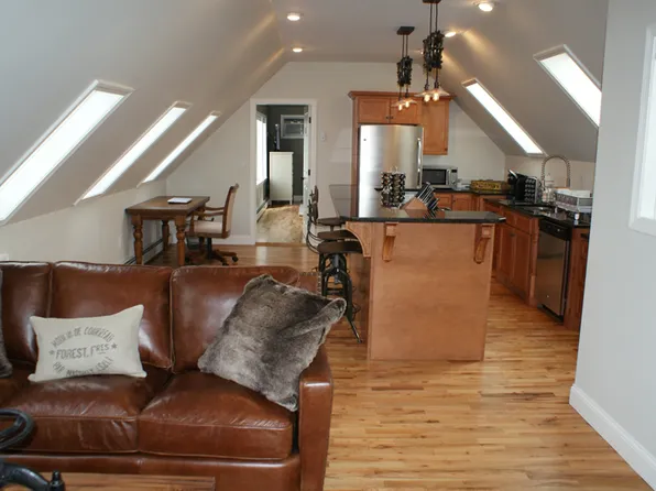 345 State St #B, Bangor, ME 04401