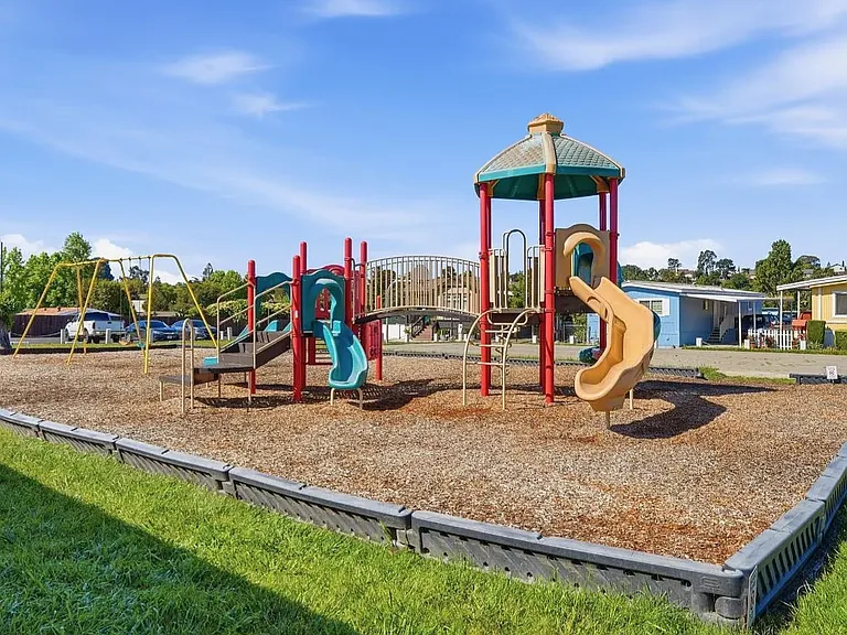 Playground (Residents Only)