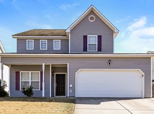 629 Cotton Brook Dr, Fuquay Varina, NC 27526