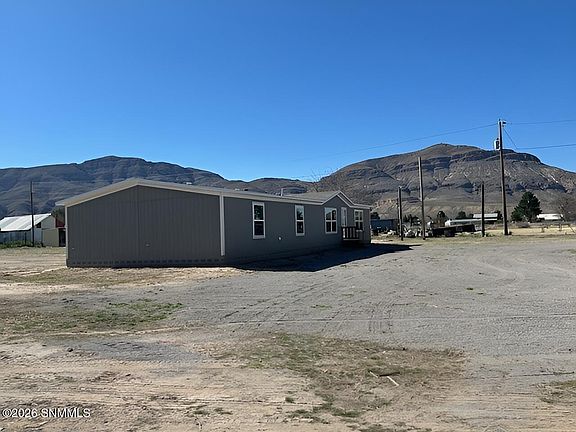4th image of 241 Baca Rd