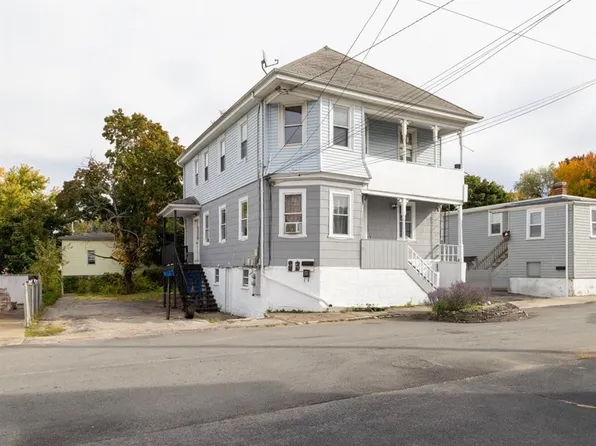27 Pezzullo St, Johnston, RI 02919