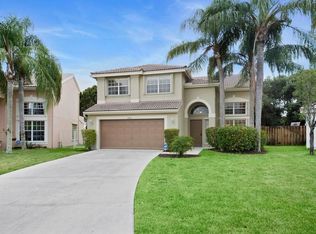 8213 White Rock Cir, Boynton Beach, FL 33436