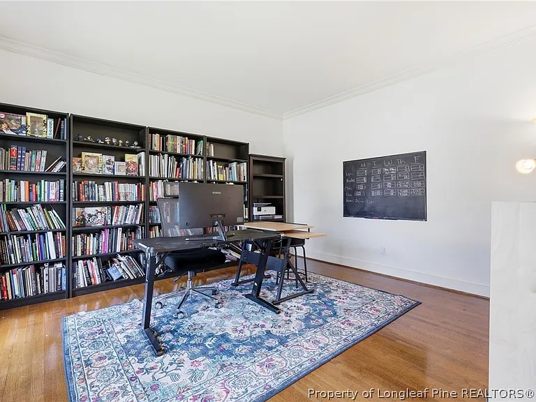 3525 Prestwick Dr — Photo 37