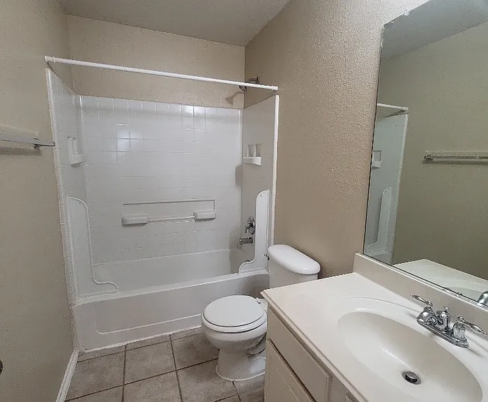 2061 Fair Crest Trl — Photo 14