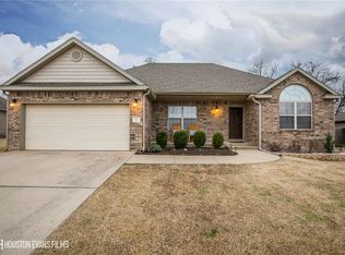 717 Woodland St, Centerton, AR 72719