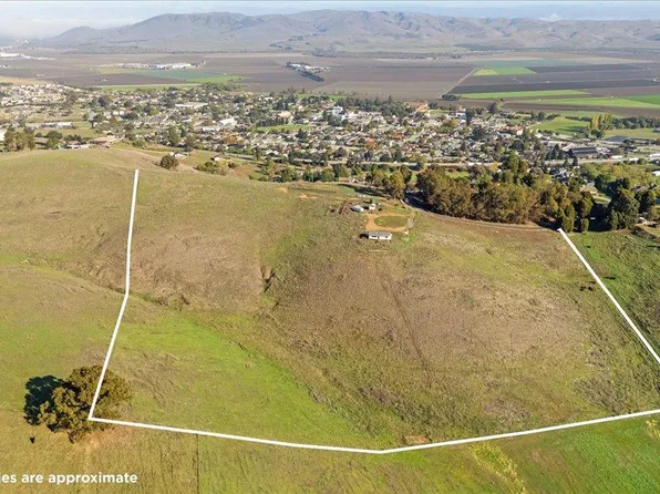 15 Stephens Dr, San Juan Bautista, CA 95045