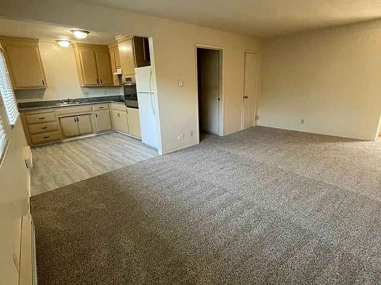 350 - 2905 Old Almaden Rd — Photo 9