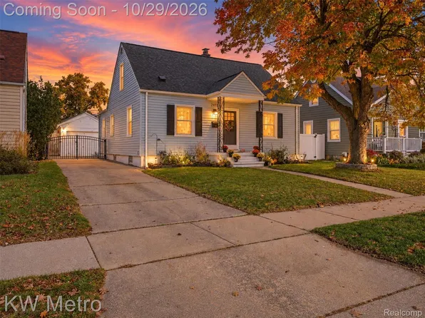 2471 Brickley St, Ferndale, MI 48220