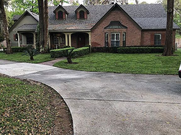 4th image of 1102 Westwood Dr