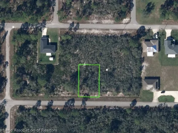 113 Boeing St NW, Lake Placid, FL 33852