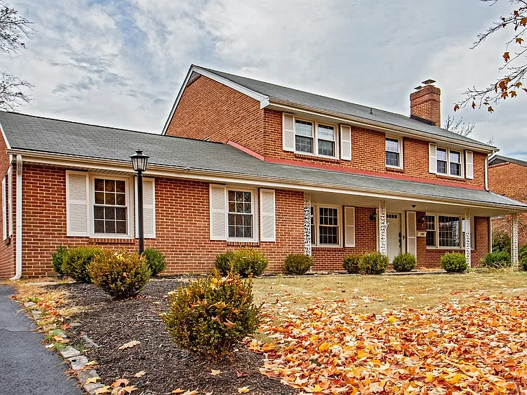 705 Ashford Rd — Photo 31