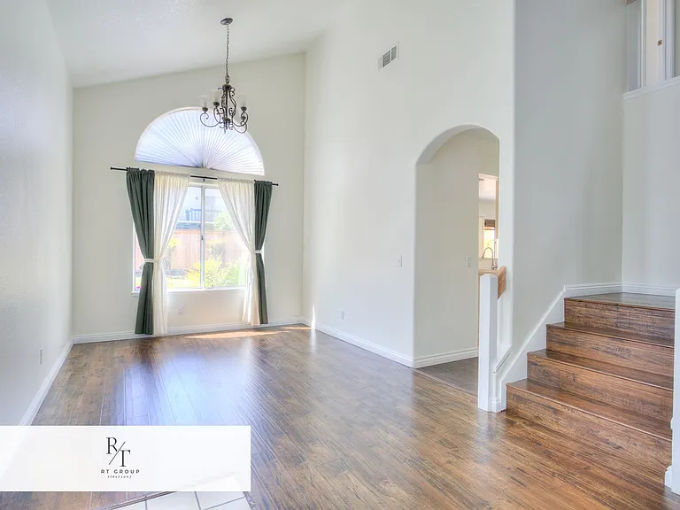 2154 Saddleback Dr — Photo 6