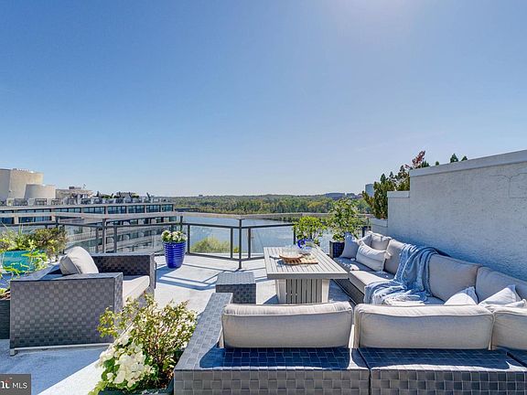 4th image of 2700 Virginia Ave NW #1507