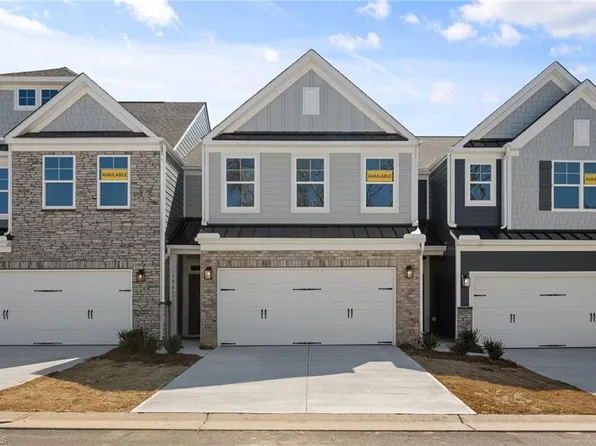 1209 Harbor Crossing Way, Greensboro, NC 27455