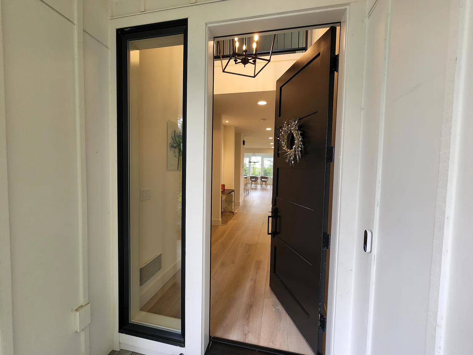 5 bed, 4.5 bath, 3865 sqft, $9,000 — Photo 4