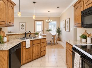 16141/16143 Rolling Meadows Dr., Lindale, TX 75771
