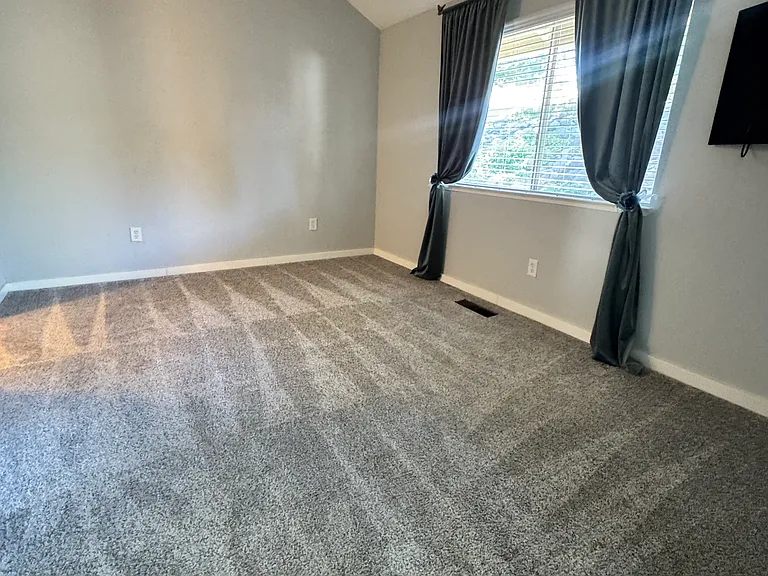 Wagon Wheel Cir — Photo 8