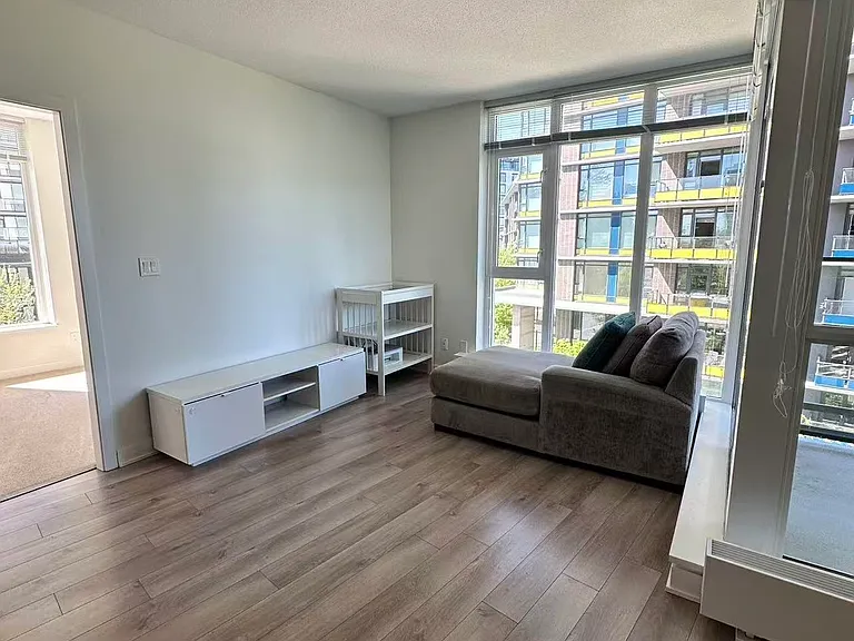 8940 University Cres #404 — Photo 3